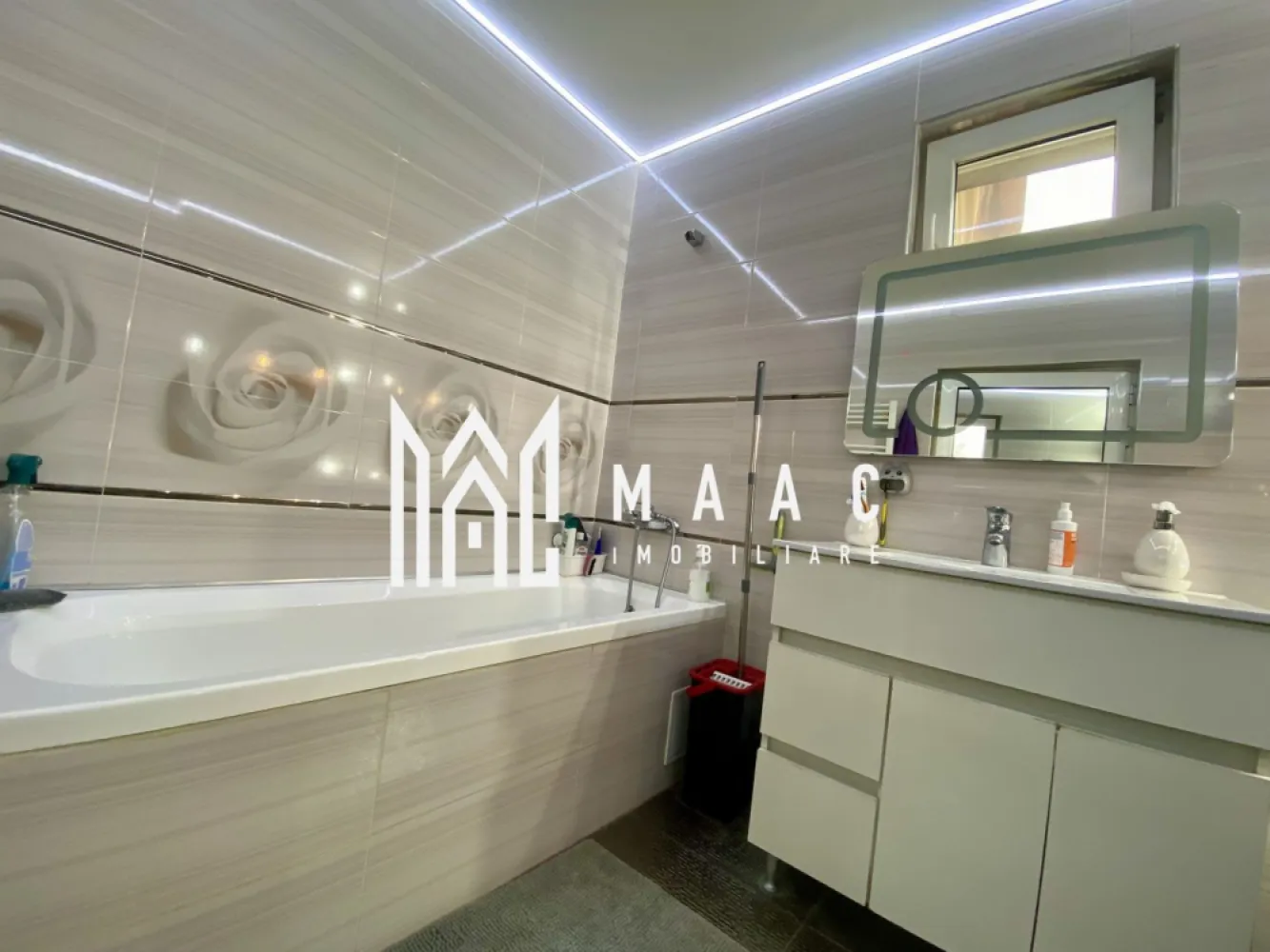 Casa individuala | 240 MPU | Teren 1200 | Talmaciu