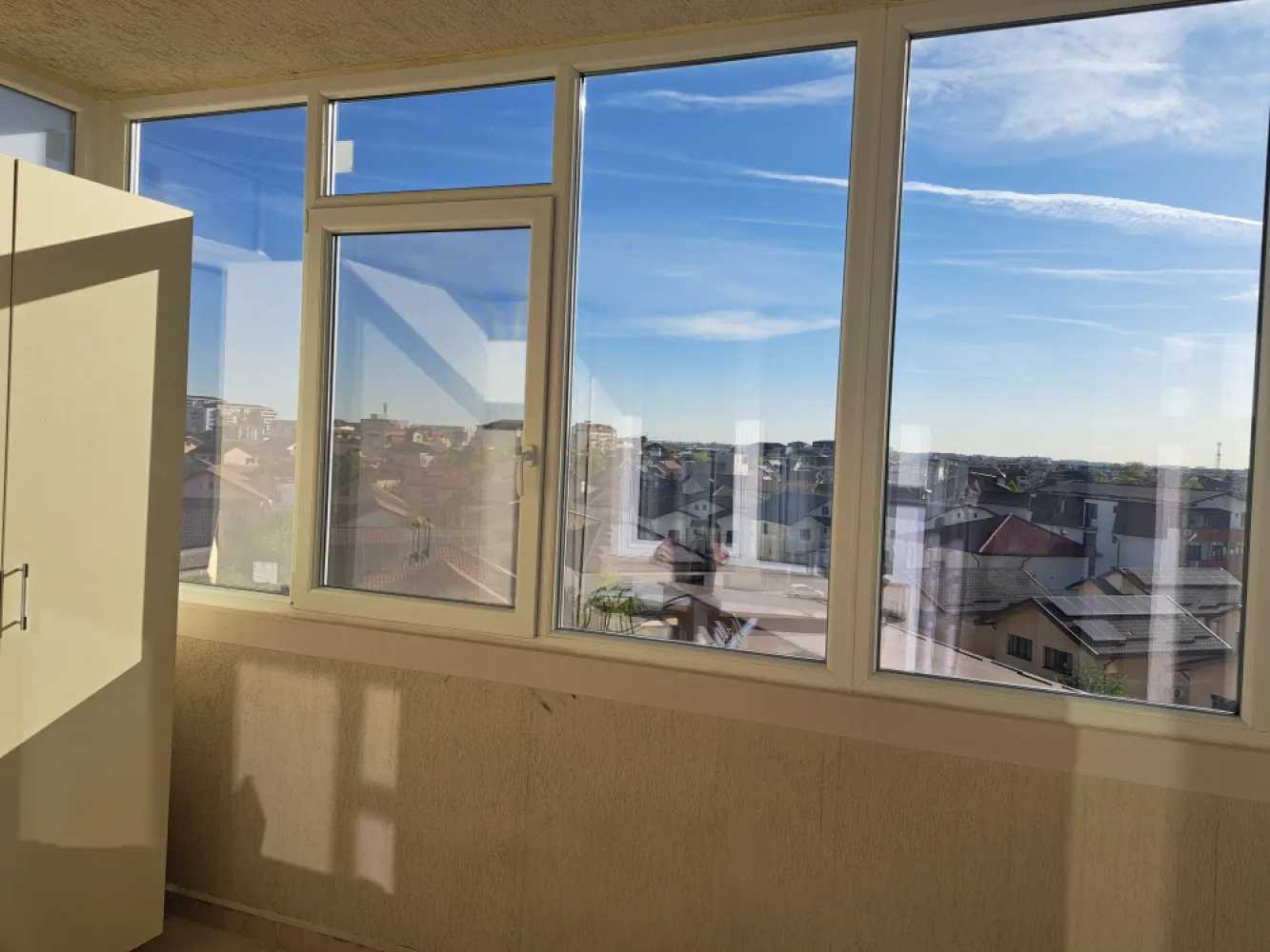 Vand apartament 3 camere complex Adm - Nazuintei - Leroy Merlin