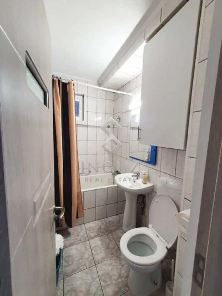 De închiriat – Apartament 2 camere decomandat | Metrou 1 Decembrie 191