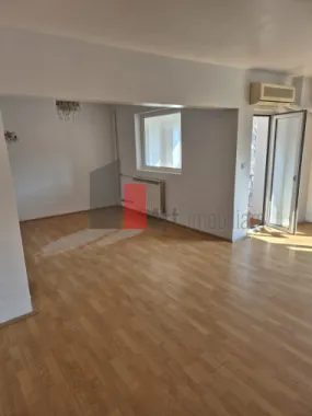 Vanzare apartament 4 camere Lujerului