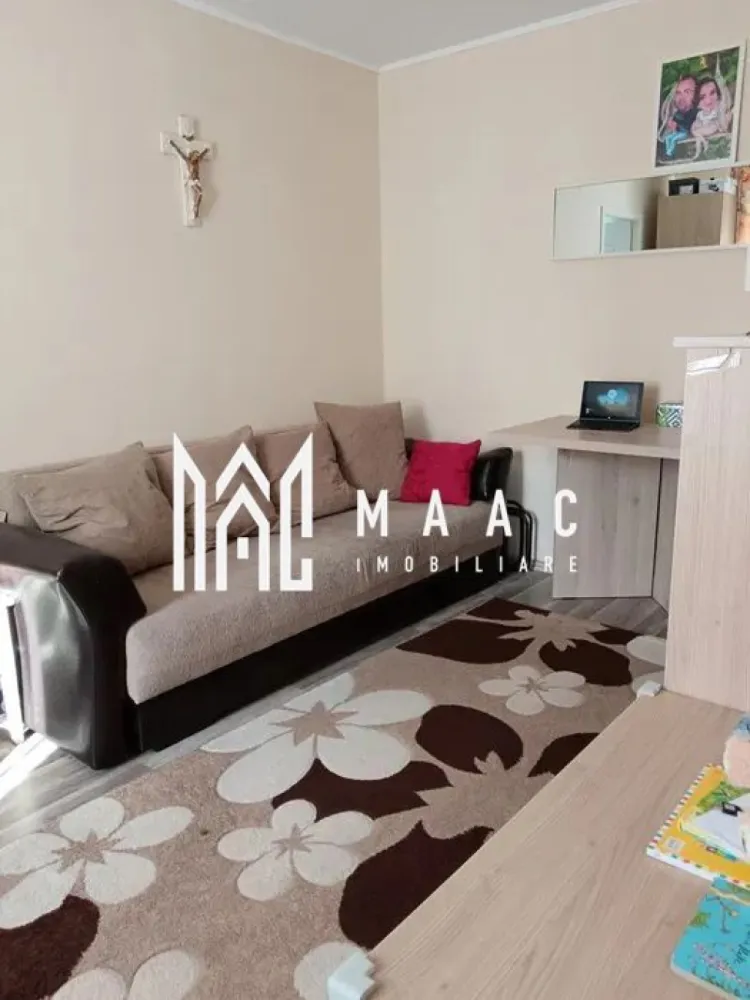 Apartament 2 camere I Pretabil investitie I Lacul lui Binder - Va propunem spre vanzare un apartament semidecomandat situat la parterul unui imobil din zona Lacul lui Binder. Locuinta cuprinde: hol intrare, living, dormitor, bucatarie, baie. Proprietatea este situata intro zona in plina dezvoltare cu acces rapid la mijloace de transport in comun, centre comerciale, de invatamant. Disponibil imediat. Pentru mai multe detalii, precizati telefonic ca ati vazut anuntul cu ID: CP2086813 }}