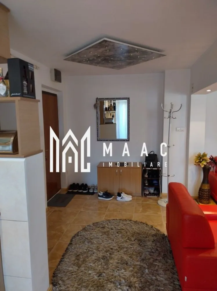 Apartament 2 camere | balcon si pivnita | Ciresica - MAAC Imobiliare va ofera spre vanzare un apartament decomandat, complet mobilat și utilat, situat la etajul 4, cu o suprafață de 65,07 mp și pivniță de 9,18 mp. Acest apartament oferă un spațiu generos și bine compartimentat, ideal pentru locuit, situat într-o zonă excelentă. Caracteristici principale: Suprafață utilă: 65,07 mp Suprafață pivniță: 9,18 mp Compartimentare: Decomandat Compartimentare internă: Hol: Spațios și primitor Living: Luminos și confortabil, ideal pentru relaxare Dormitor: Spațios și intim Bucătărie: Open space, complet utilată, ideală pentru gătit și socializare Baie: Dotată cu toate utilitățile necesare Balcon: Oferă un spațiu suplimentar pentru relaxare și activități în aer liber Specificatii și facilități: Centrala proprie nouă: Asigură eficiență și confort termic Bloc izolat termic: Menține o temperatură optimă în apartament Casa scării proaspăt renovată: Aspect modern și curat Interfon: Siguranță și acces controlat Parchet din bambus: Calitate și durabilitate Mobilă modernă și TV: Apartament complet mobilat, gata de mutat Acest apartament este ideal pentru cei care caută o locuință modernă, complet echipată, într-o zonă accesibilă și bine conectată la facilitățile orașului. Pentru mai multe informații sau pentru a programa o vizionare, nu ezitați să ne contactați, specificand ID: CP2081212 }}