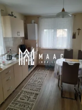 Logo MAAC IMOBILIARE logo