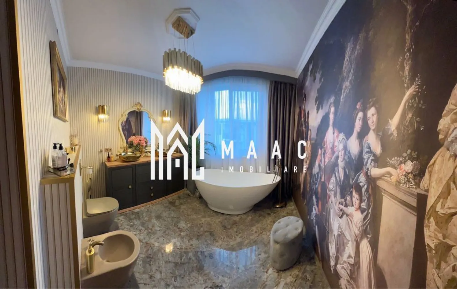 Apartament penthouse de lux cu terasa mare