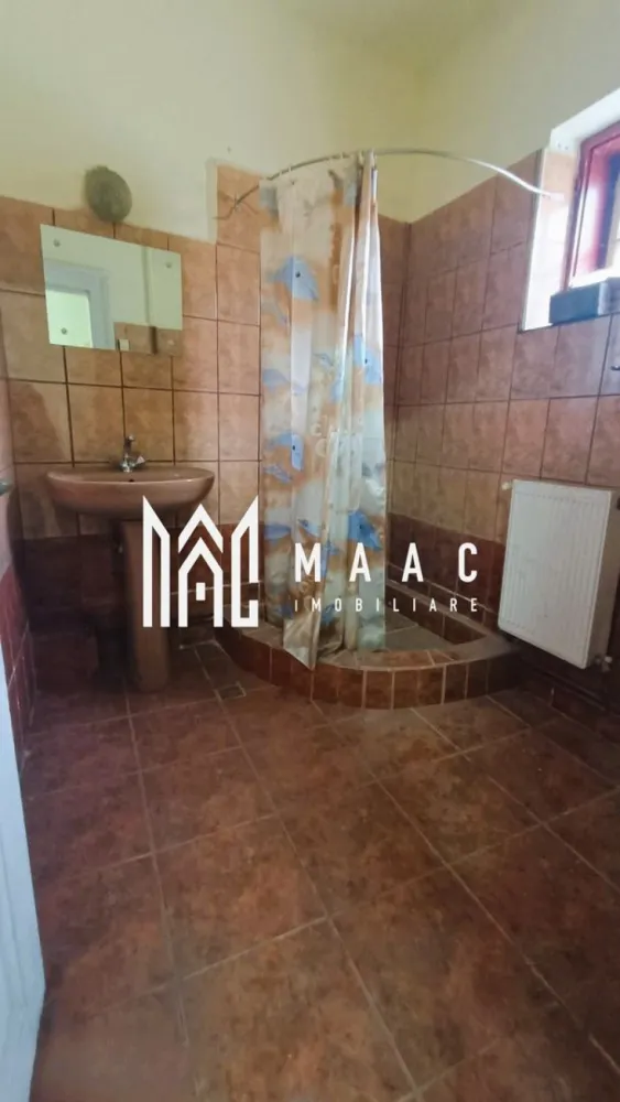 Casa cu 5 camere | 308 mp teren | Cisnadie