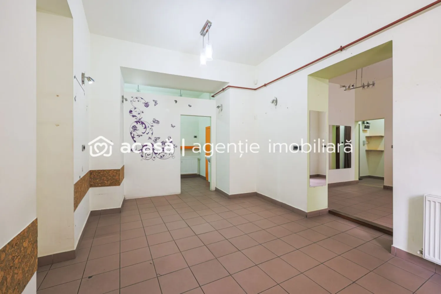 Spațiu comercial strada Episcopiei nr 1, Pregătit pt afacerea ta!