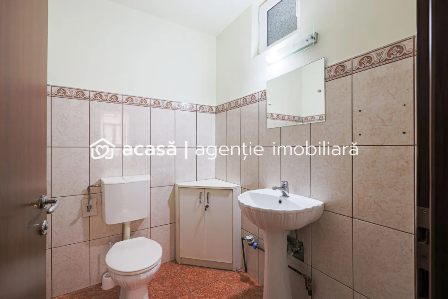 Spațiu comercial strada Episcopiei nr 1, Pregătit pt afacerea ta!