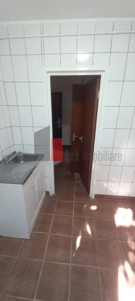 Dr Taberei - Plaza Romania - Drumul Taberei, Plaza, etaj 4, confort 1, semidecomandat,cu balcon, liber, zugravit, igienizat, aer conditionant in fiecare camera, termopan, parchet, gresie si faianta, usa metalica, acte pregatite. Blocul se afla la 5 min de metrou, tramvai 41, STB, Plaza Romania, Lidl, piata si parcul Moghi0ros