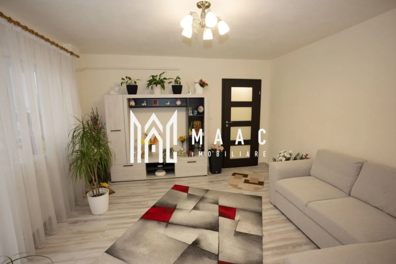 Apartament de vânzare cu două camere etaj 2 zona Gării