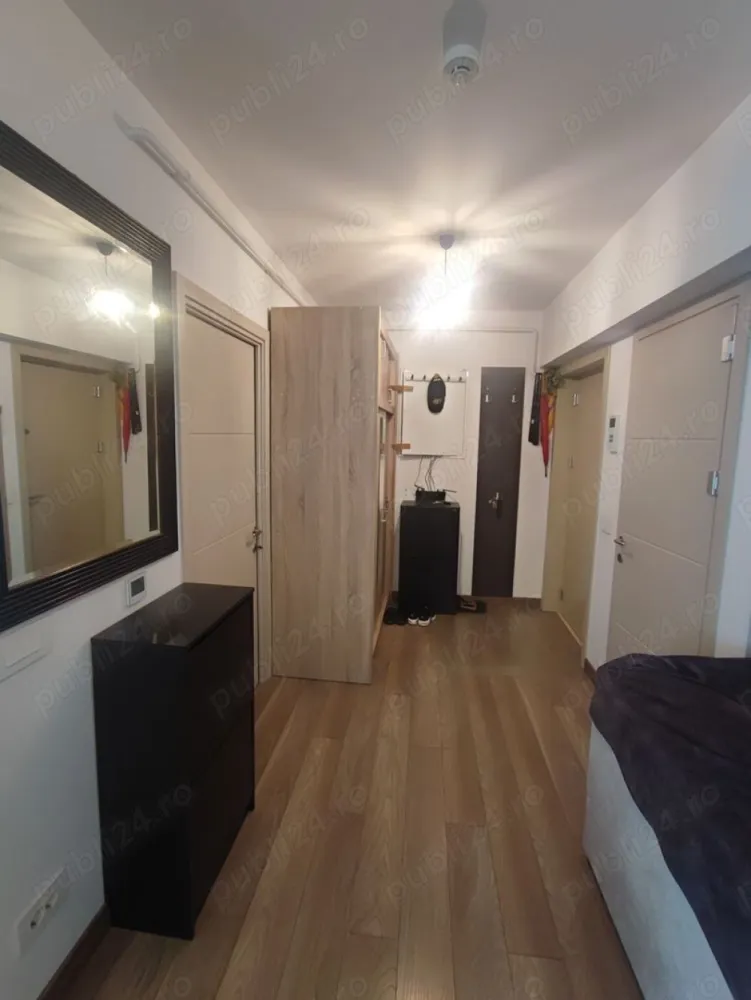 Ag BRASADAS vinde ap. 3 cam. in Complexul Newton Tătărași. - Agenția BRASADAS vinde apartament cu 3 camere, 2 bai, tip open space, 1 balcon tip loje situat în Complexul NEWTON Tatarasi. etajul 4 din 11 cu lift.

Orientare sud înspre curtea interioara .

Pentru mai multe oferte accesați www.brasadas.com