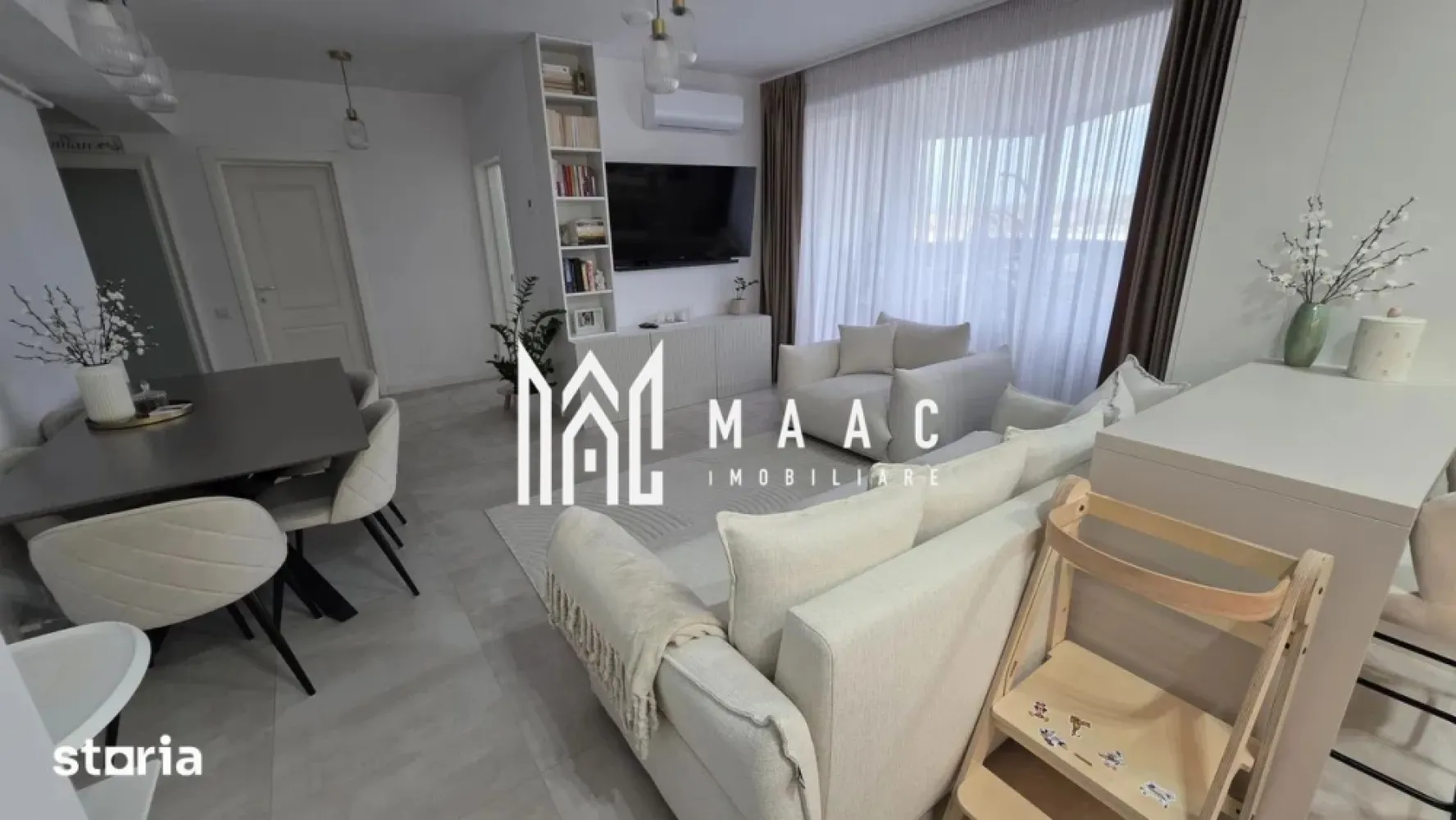 Apartament 3 camere | 77 MPU | Etaj 3 | Parcare | Evolution - MAAC Imobiliare vă prezintă un apartament modern cu 3 camere, amenajat cu bun gust și materiale de calitate, situat într-un imobil nou. Locuința se vinde complet mobilată și utilată, fiind pregătită pentru mutare imediată, fără investiții suplimentare.

Compartimentare:
Living cu bucătărie open space, aproximativ 26.5 mp
2 dormitoare luminoase, de aproximativ 14.5 mp fiecare
2 băi, dintre care una cu duș walk-in și una cu cadă elegant amenajată
Hol 
Debara pentru depozitare
Balcon mic destinat depozitării
Balcon mare, închis cu sticlă.

Dotări și finisaje:
Mobilier realizat pe comandă
Bucătărie complet utilată, cu electrocasnice incluse
Încălzire în pardoseală și sistem modern de încălzire
Iluminat ambiental
Spații de depozitare

Avantaje:
Compartimentare practică, fără spații pierdute
Balcon închis, utilizabil pe tot parcursul anului
Loc de parcare exterior inclus.
Apartamentul este ideal atât pentru locuit, cât și pentru investiție.

Pentru mai multe detalii precizati telefonic ca ati vazut anuntul cu ID: CP3072213