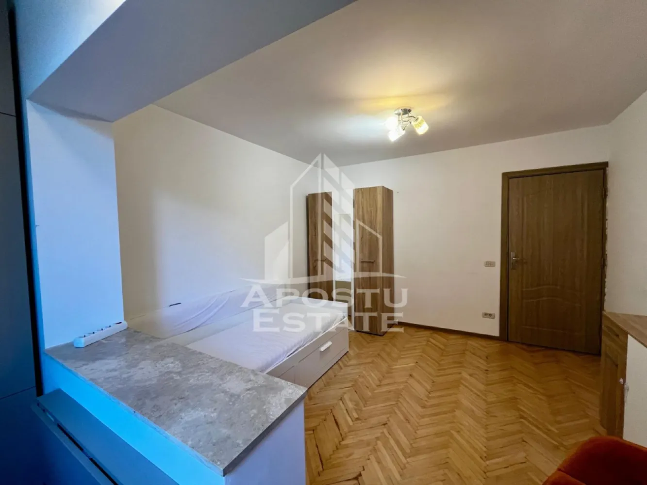 Apartament 3 camere de vanzare, etaj 2, zona Lipovei, Timisoara