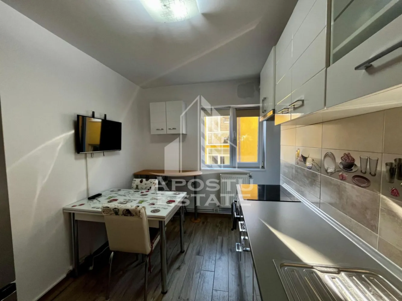Apartament 3 camere de vanzare, etaj 2, zona Lipovei, Timisoara