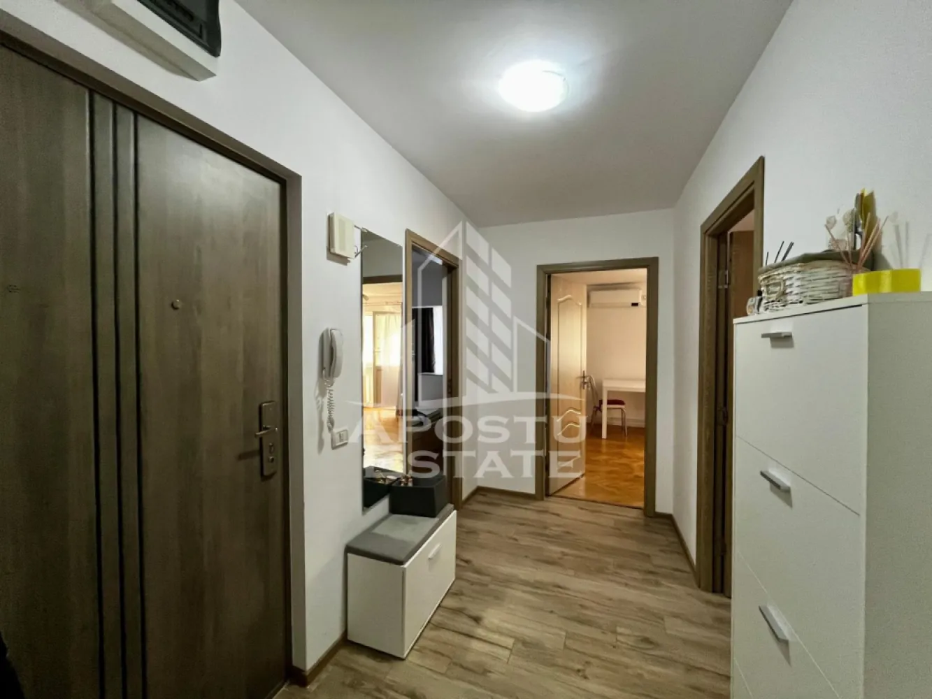 Apartament 3 camere de vanzare, etaj 2, zona Lipovei, Timisoara