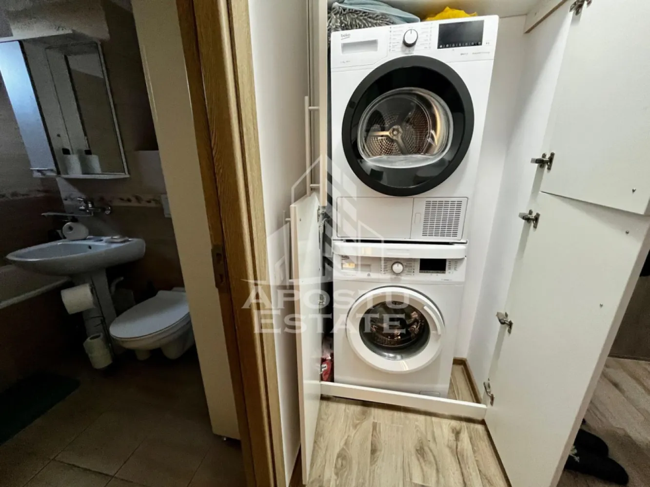 Apartament 3 camere de vanzare, etaj 2, zona Lipovei, Timisoara