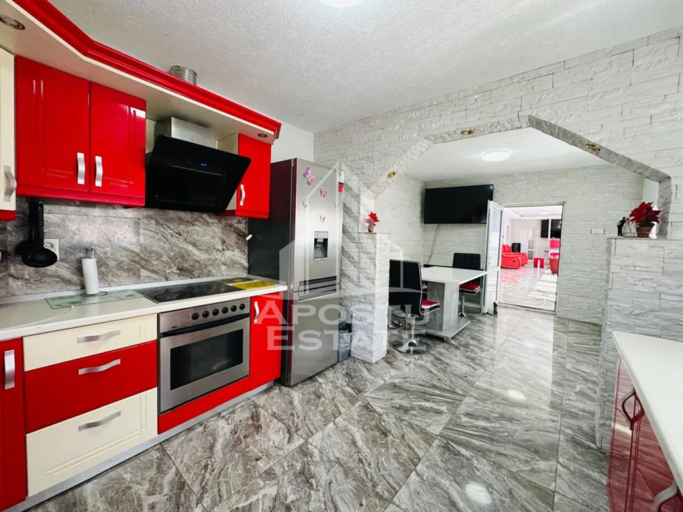 Casa la cheie in Olari
