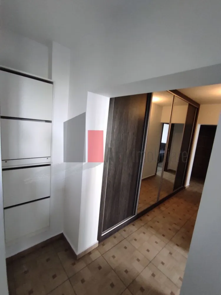 Apartament 3 camere de inchiriat zona Metrou Dristor