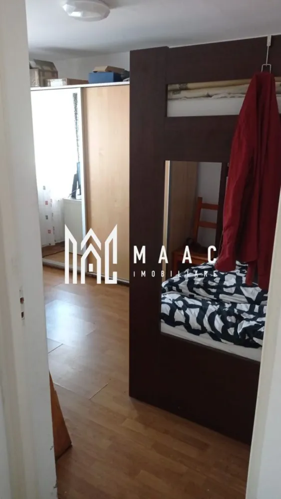 Apartament 3 camere I Curte I Spatiu comercial I Cedonia