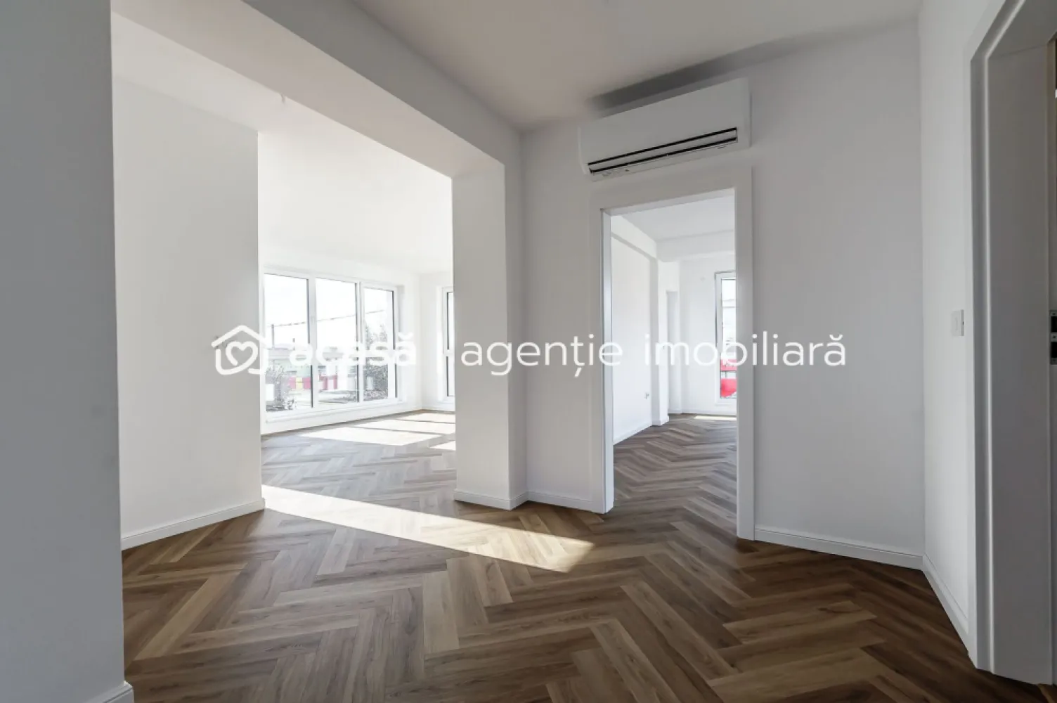 Clădire nouă P+2 cu showroom și birouri în Arad