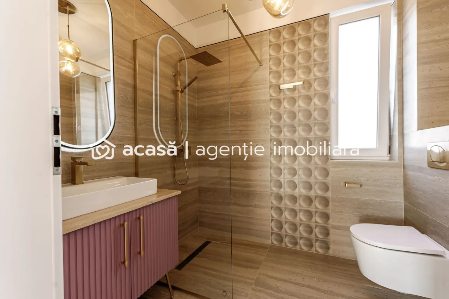 Clădire nouă P+2 cu showroom și birouri în Arad