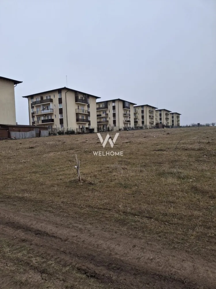 Teren intravilan 8.000 mp – Sibiu, zona Neppendorf - Oportunitate excelentă de investiție în una dintre cele mai dinamice zone ale Sibiului – Neppendorf.

- Suprafață: 8.000 mp
- Teren intravilan
- Necesită PUZ
- Utilități la aproximativ 10 m de teren

Avantajele zonei:

✔ Acces rapid către oraș și centura Sibiului
✔ Zonă în plină dezvoltare rezidențială și industrială
✔ Aproape de aeroport și principalele artere de circulație
✔ Potențial ridicat pentru investiție sau dezvoltare

Teren ideal pentru proiect rezidențial, hale, logistică sau investiție pe termen lung.
Pret: 120 euro/ mp, negociabil

 Pentru detalii suplimentare și vizionare, contactați telefonic.