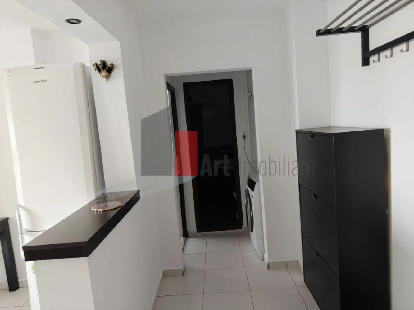 Apartament cu 2 camere de inchiriat-Mihai Bravu-Dristor-+loc de parcare