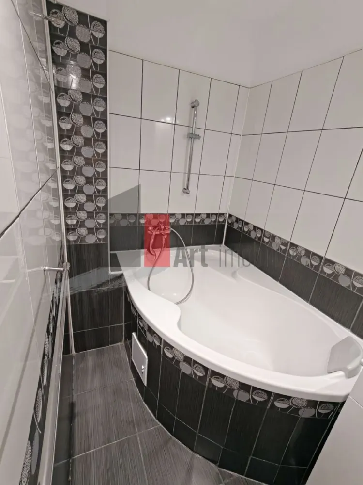 Apartament cu 2 camere de inchiriat-Mihai Bravu-Dristor-+loc de parcare