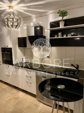Logo Arbore Real Estate logo