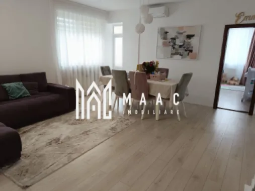 Logo MAAC IMOBILIARE logo