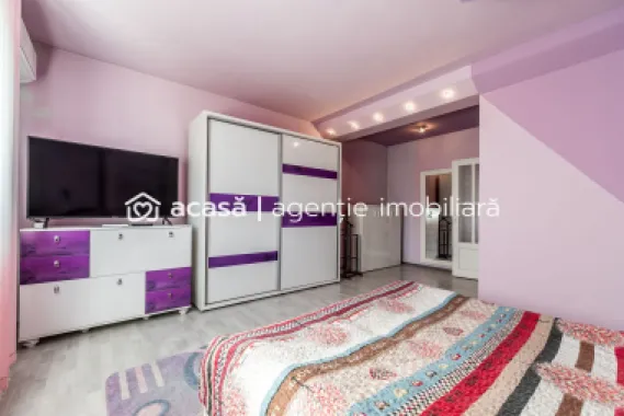 Casă spațioasă în mijlocul orasului, Str. Constantin Brâncuși