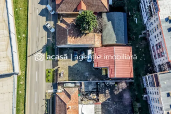 Casă spațioasă în mijlocul orasului, Str. Constantin Brâncuși