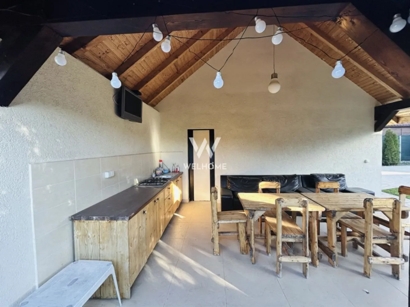 Casa individuala cu pivnita in Sura Mica, zona Salii de sport - Sibiu