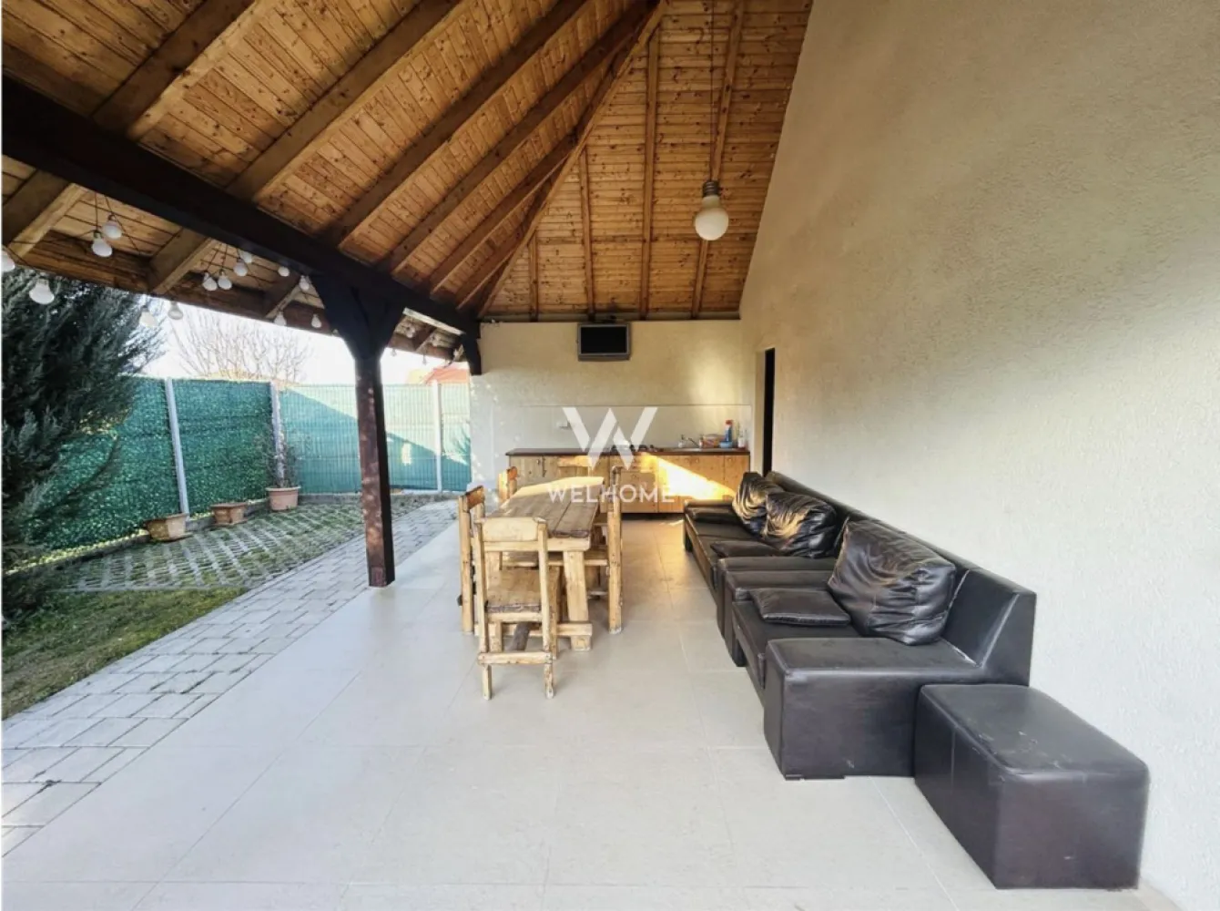 Casa individuala cu pivnita in Sura Mica, zona Salii de sport - Sibiu