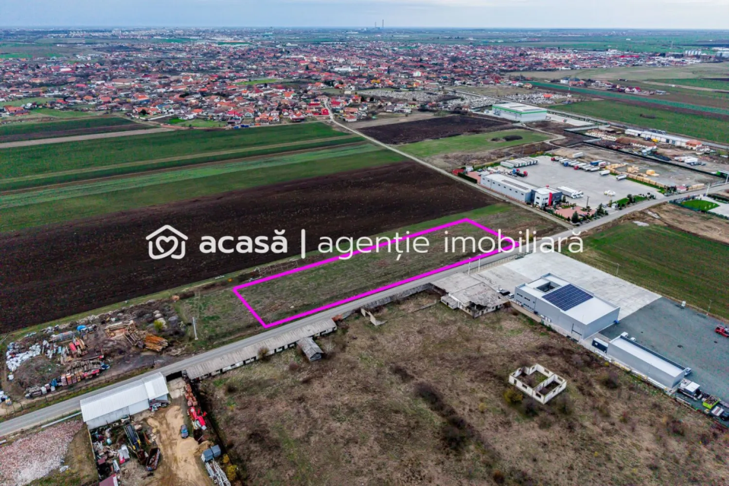 Teren cu acces DN7 și A1, ideal pentru dezvoltări industriale