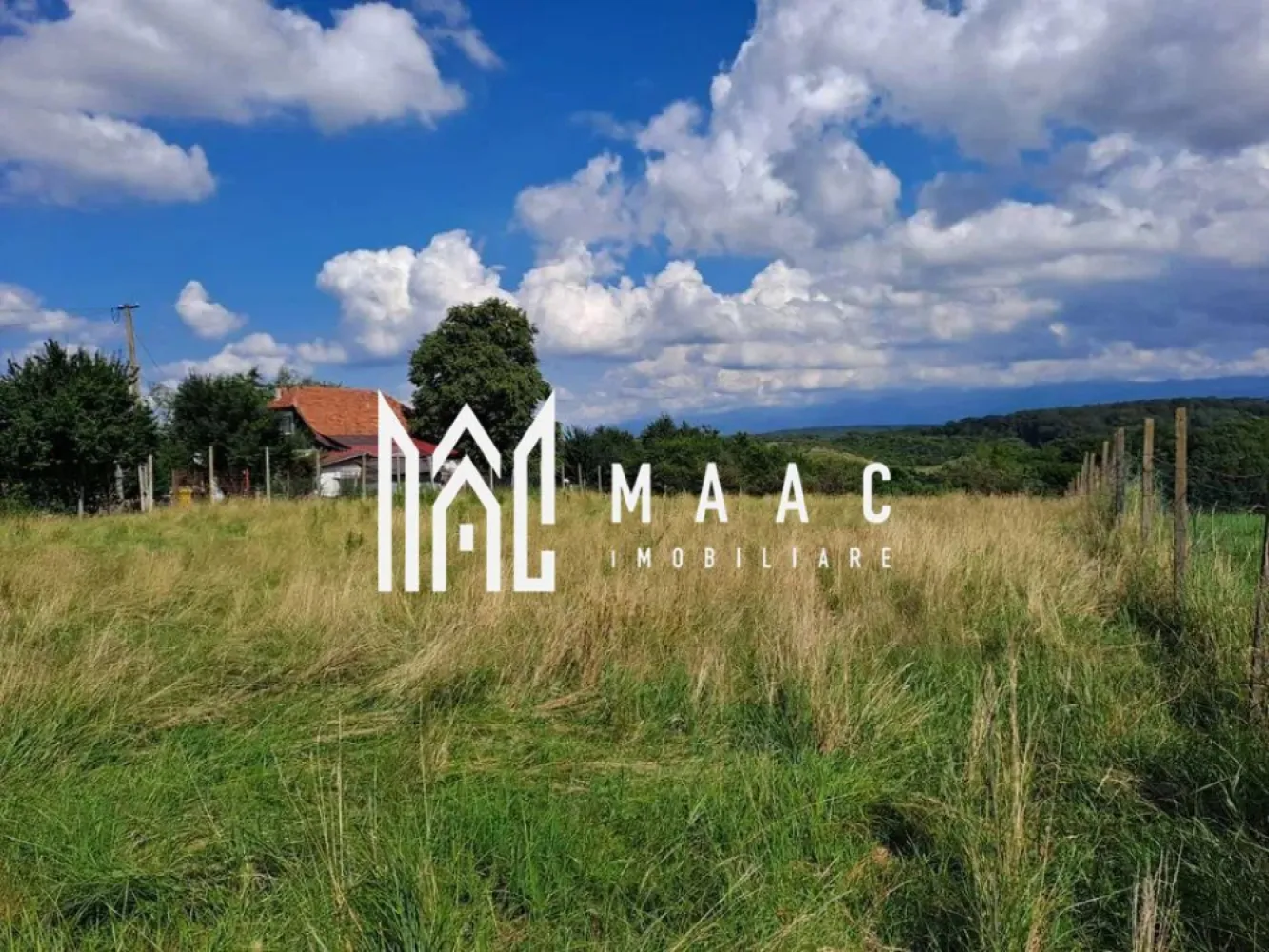 Teren intravilan I 3370 mp I PUZ pentru P+2 I Zona Cisnadie - Va propunem spre vanzare un teren intravilan, cu PUZ aprobat pentru P+1+M , situat in Zona de sud Cisnadie. Terenul , in suprafata de 3370mp, este impartit in 2 parcele: 1970mp, respectiv 1870mp. Se pot vinde si separat, caz in care pretul fiecarei parcele se negociaza separat. Utilitati- in proximitate. Zona in dezvoltare, pretabil investitie. Terenul are priveliste deosebita,spre Negoiu si Magura dar si spre cetatea Cisnadioarei. Pentru mai multe detalii precizati telefonic ca ati vazut anuntul cu ID: CP1954671 }}