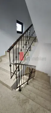 Garsoniera in bloc nou Jiului