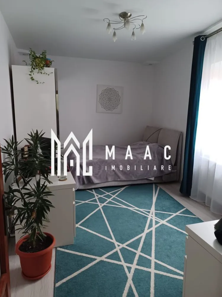 Apartament La Casa | 3 Camere | Orasul De Jos - MAAC Imobiliare propune spre vanzare un apartament la casa situat in Centrul Istoric al Sibiului. Actualmente, cei 62.36 MP utili cuprind: 3 camere, 1 bucatarie, 1 baie, hol, grup sanitar de serviciu, cota parte din curtea si terasa comuna cu alti 3 proprietari. In apropiere se gasesc centre culturale, de invatamant, comerciale, istorice, de agrement etc. Apartamentul se vinde mobilat si utilat. Datorita faptului ca este situat in centrul istoric al Sibiului, poate fi pretabil pentru investitii. Pentru mai multe detalii precizati telefonic ca ati vazut anuntul cu ID: CP1881258. }}