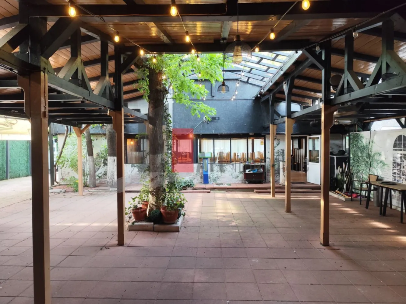 Spatiu comercial de inchiriat in zona Berceceni (Bulevard)