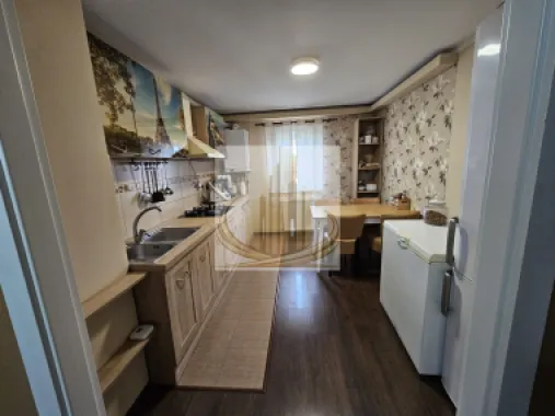 Apartament 3 camere 77mp Lipovei