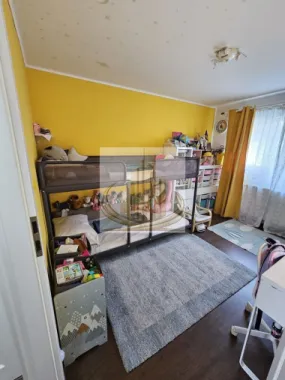 Apartament 3 camere 77mp Lipovei