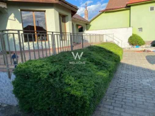 Casa individuala intima cu teren mare in Avrig, Sibiu