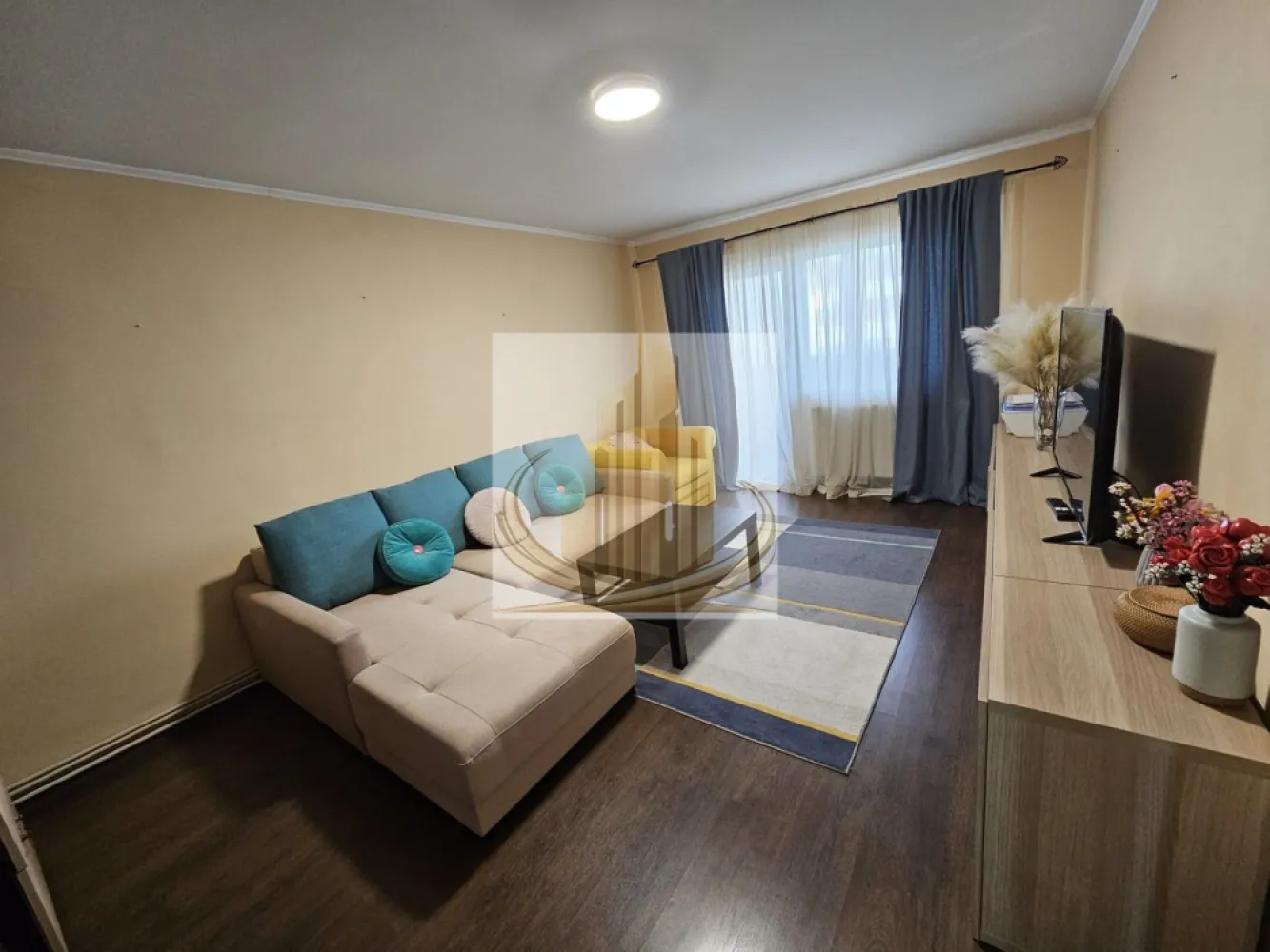 Apartament 3 camere 77mp Lipovei
