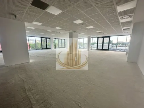 Spațiu comercial premium de mari dimensiuni – Fabrik Residence |