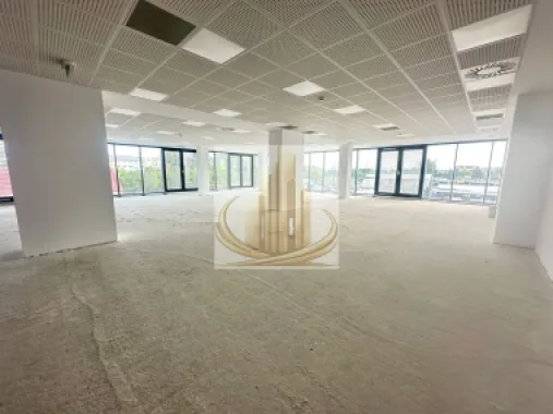 Spațiu comercial premium de mari dimensiuni – Fabrik Residence |
