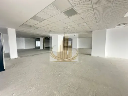Spațiu comercial premium de mari dimensiuni – Fabrik Residence |