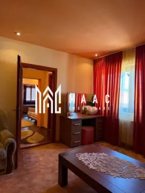 Logo MAAC IMOBILIARE logo