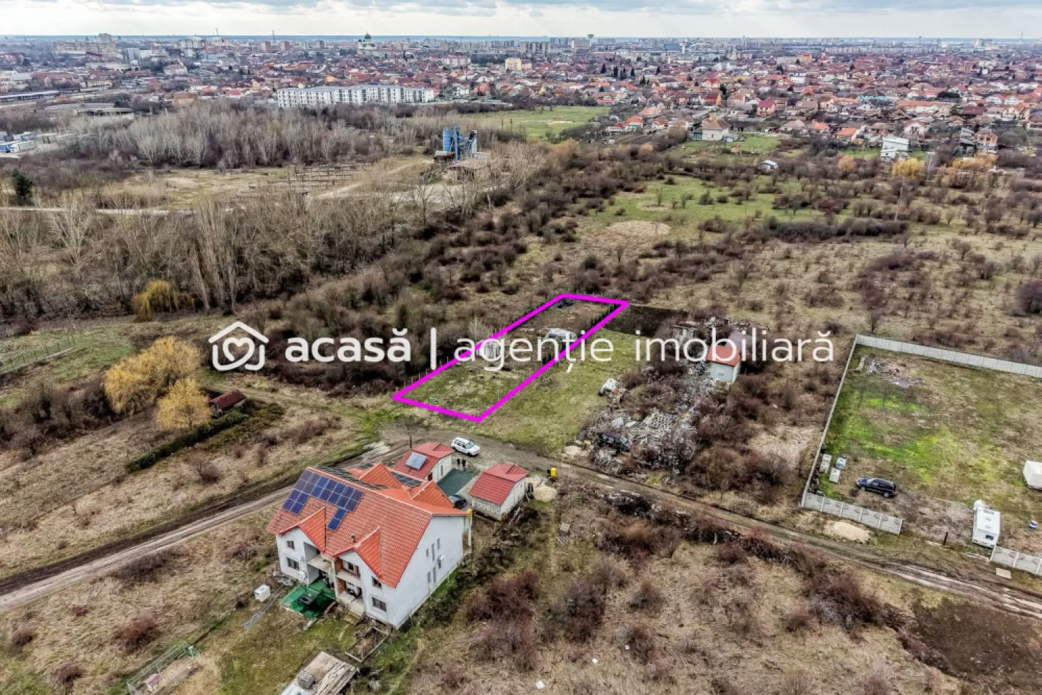Teren 906 mp Arad, preț sub localitățile limitrofe.