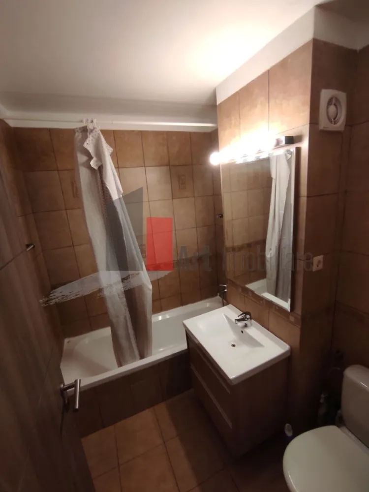 Apartament 3 camere de inchiriat zona Metrou Dristor