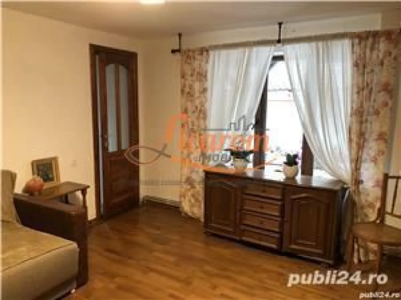 Proprietate saseasca cu 2 corpuri de casa, Comuna Vulcan,Brasov.