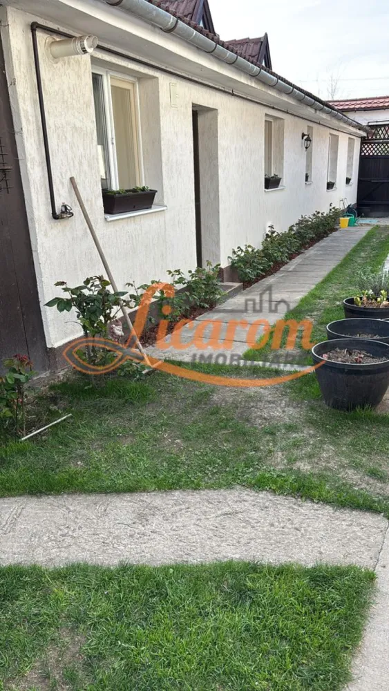 Proprietate saseasca cu 2 corpuri de casa, Comuna Vulcan,Brasov.